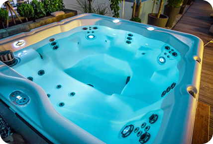 Nordic Hot tubs leisurecraft europe Encore luxury lighting Lifetime Nordic Permashell™